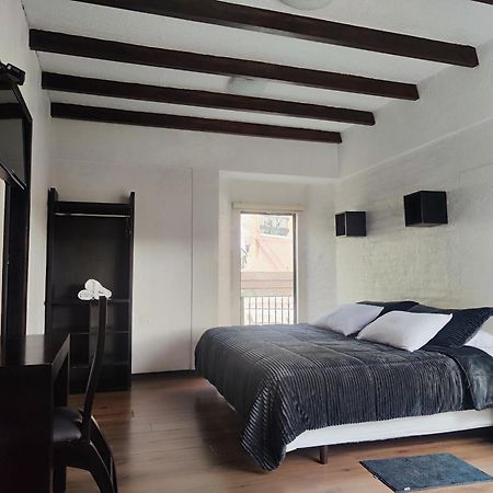 Hotel Bellavista Кіто Екстер'єр фото